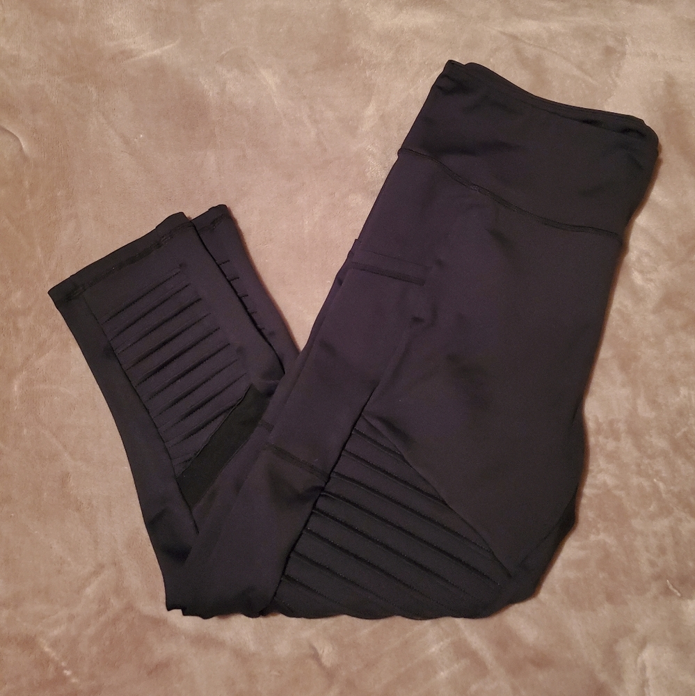 CVG Black Moto Capri XL